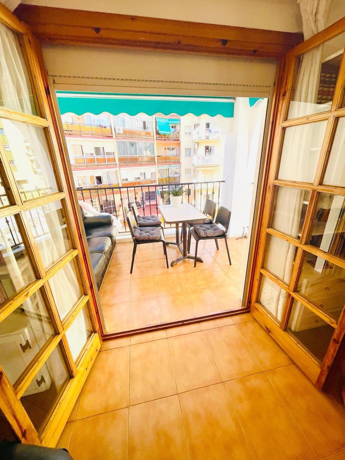 Apartamento Centro Torremolinos Con Solarium Dış mekan fotoğraf